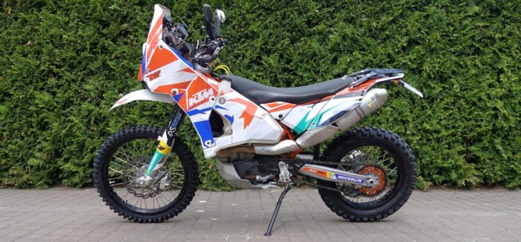 OKLEJANIE MOTOCYKLI